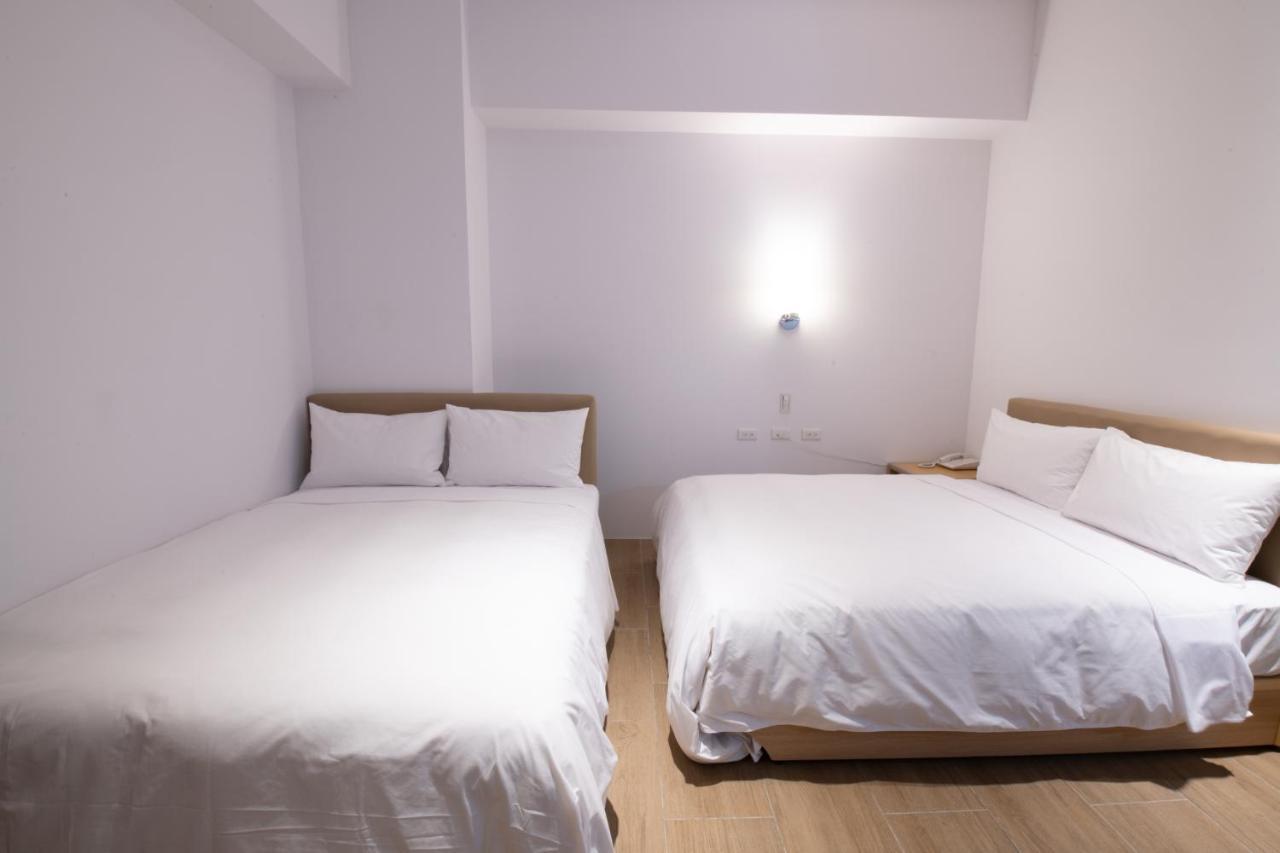 Liann Hotel Taichung Esterno foto