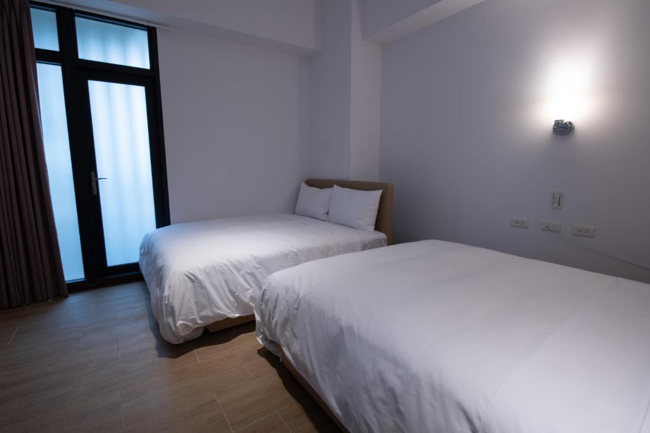 Liann Hotel Taichung Esterno foto