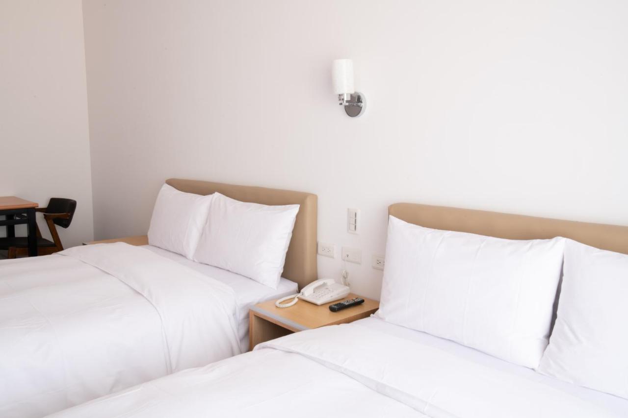 Liann Hotel Taichung Esterno foto