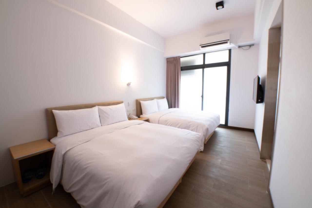 Liann Hotel Taichung Esterno foto
