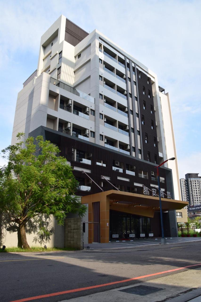 Liann Hotel Taichung Esterno foto